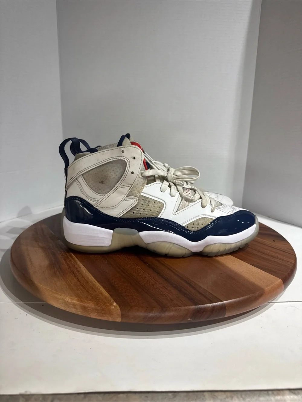 Nike Air Jordan Jumpman Two Trey USA White Navy Red DO1925-102 Men’s Size 10